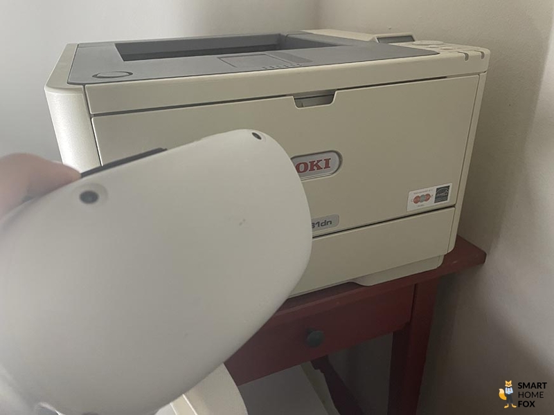 Oculus Quest 2 рядом со старым принтером